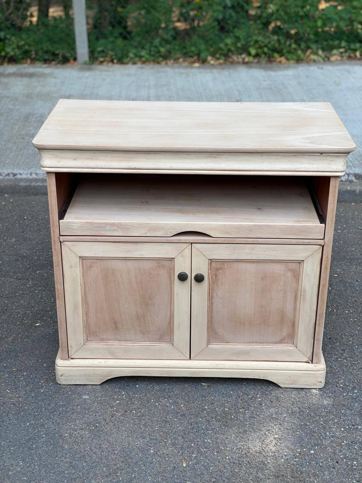 Louis Philippe buffet with 2 doors, stripped raw wood TV unit.
