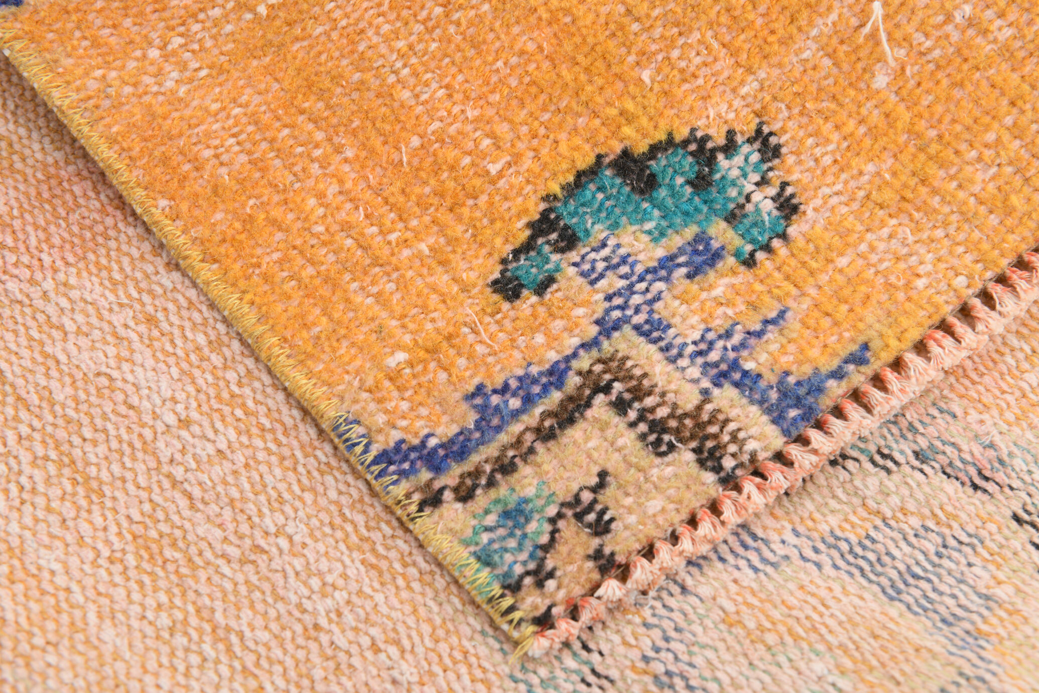 2x8 Short Classic Runner Rug, 56x234Cm
