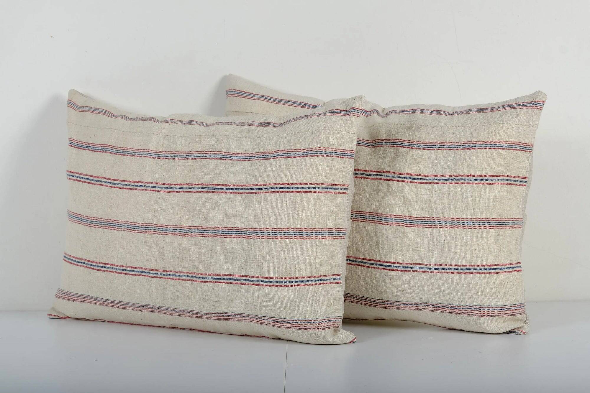 Set of 2 vintage Turkish cushion covers 41x61 cm