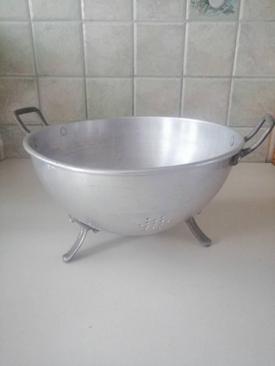 Aluminum strainer