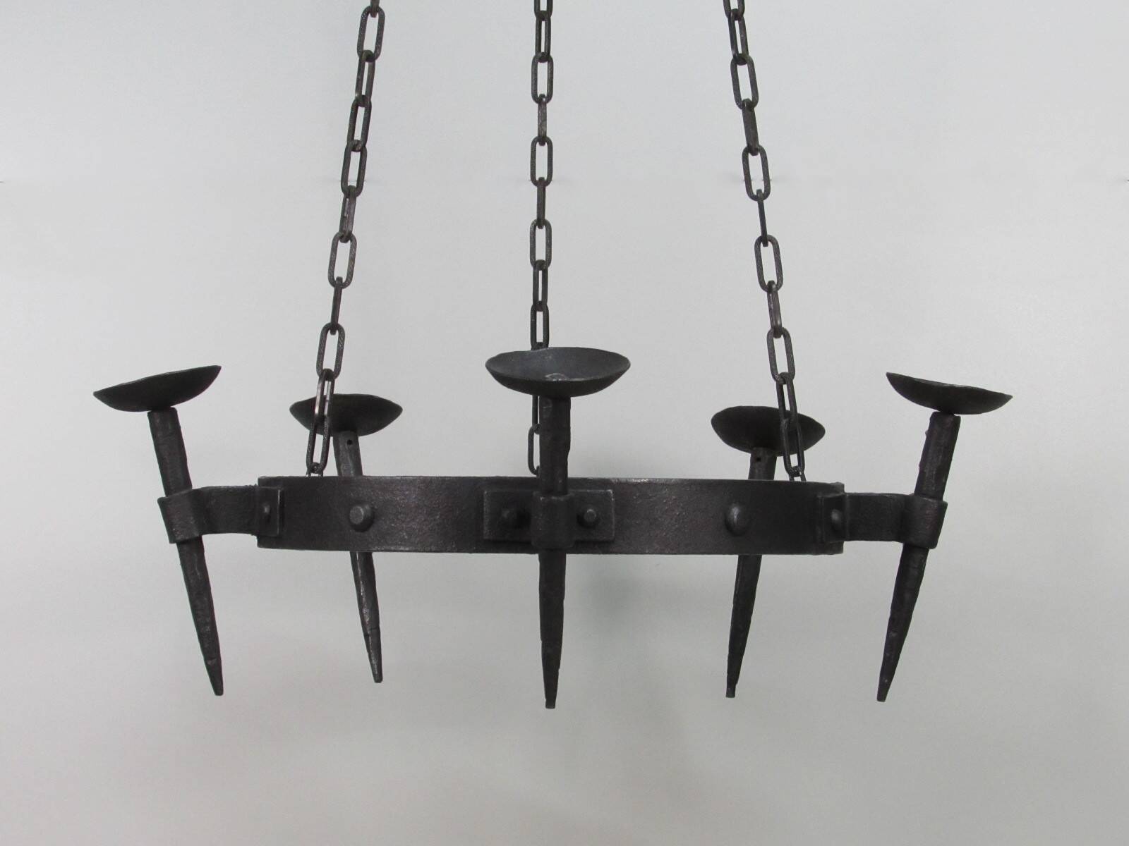 Lustre candélabre en fer forgé années 1950