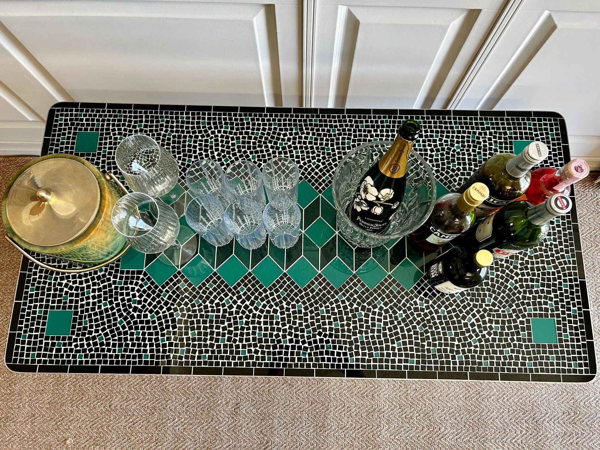Table basse en mosaïque céramique vert sauge et noir, Allemagne, années 1970