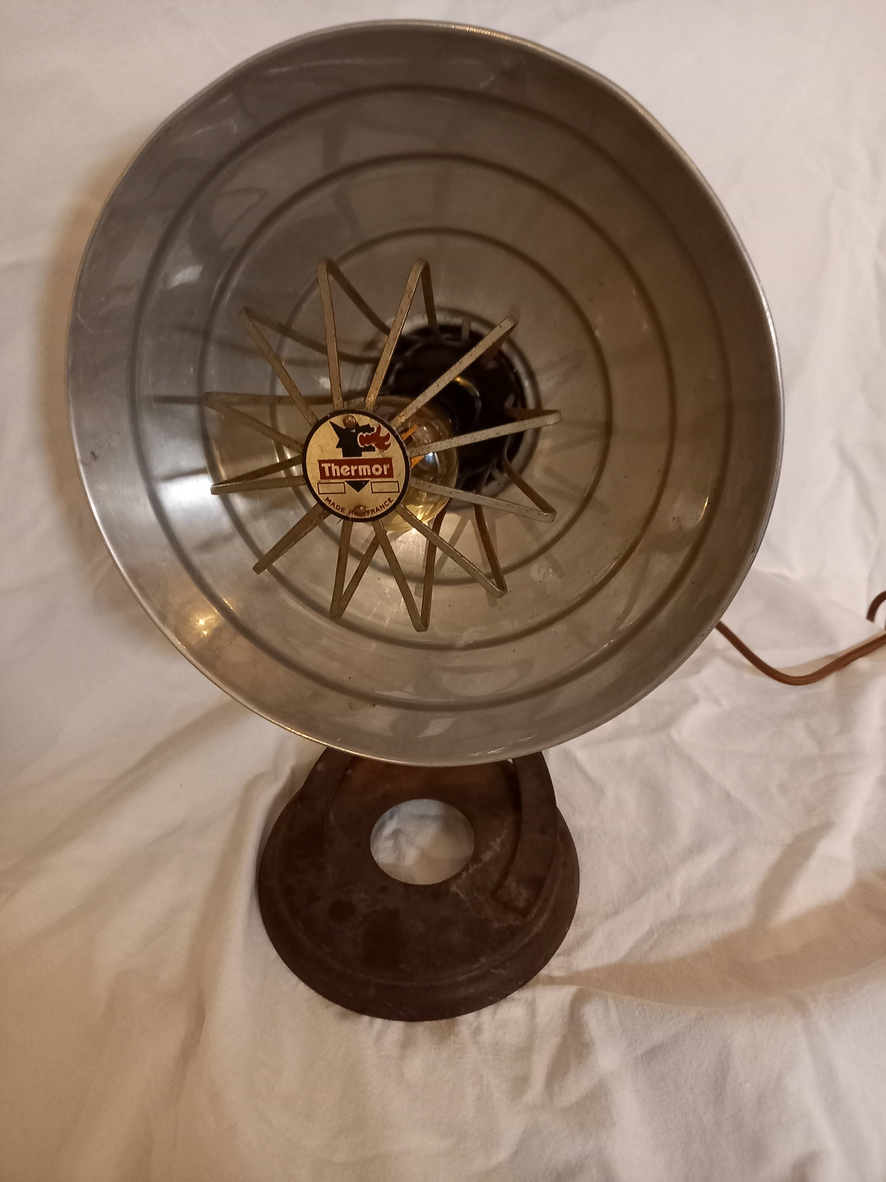 Industrial lamp, Thermor heater, 1950s, fully equipped.