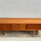 Scandinavian row 60s