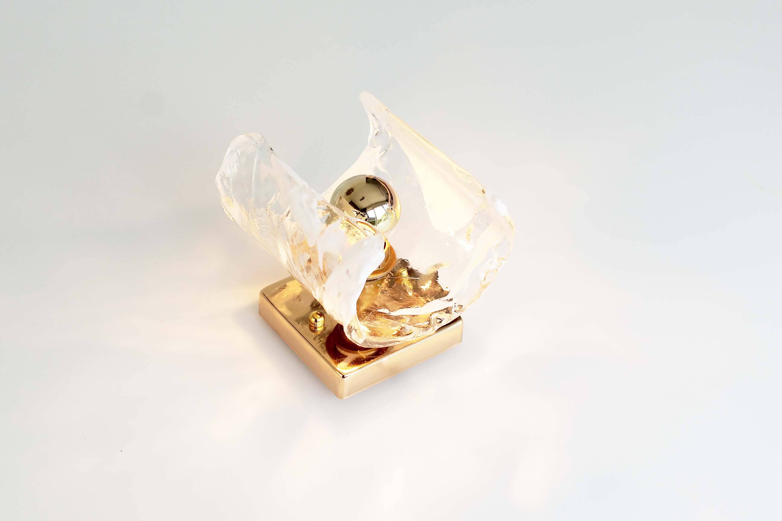 Single 1970’s Murano Glass ‘curved’ Wall Sconce by AV Mazzega
