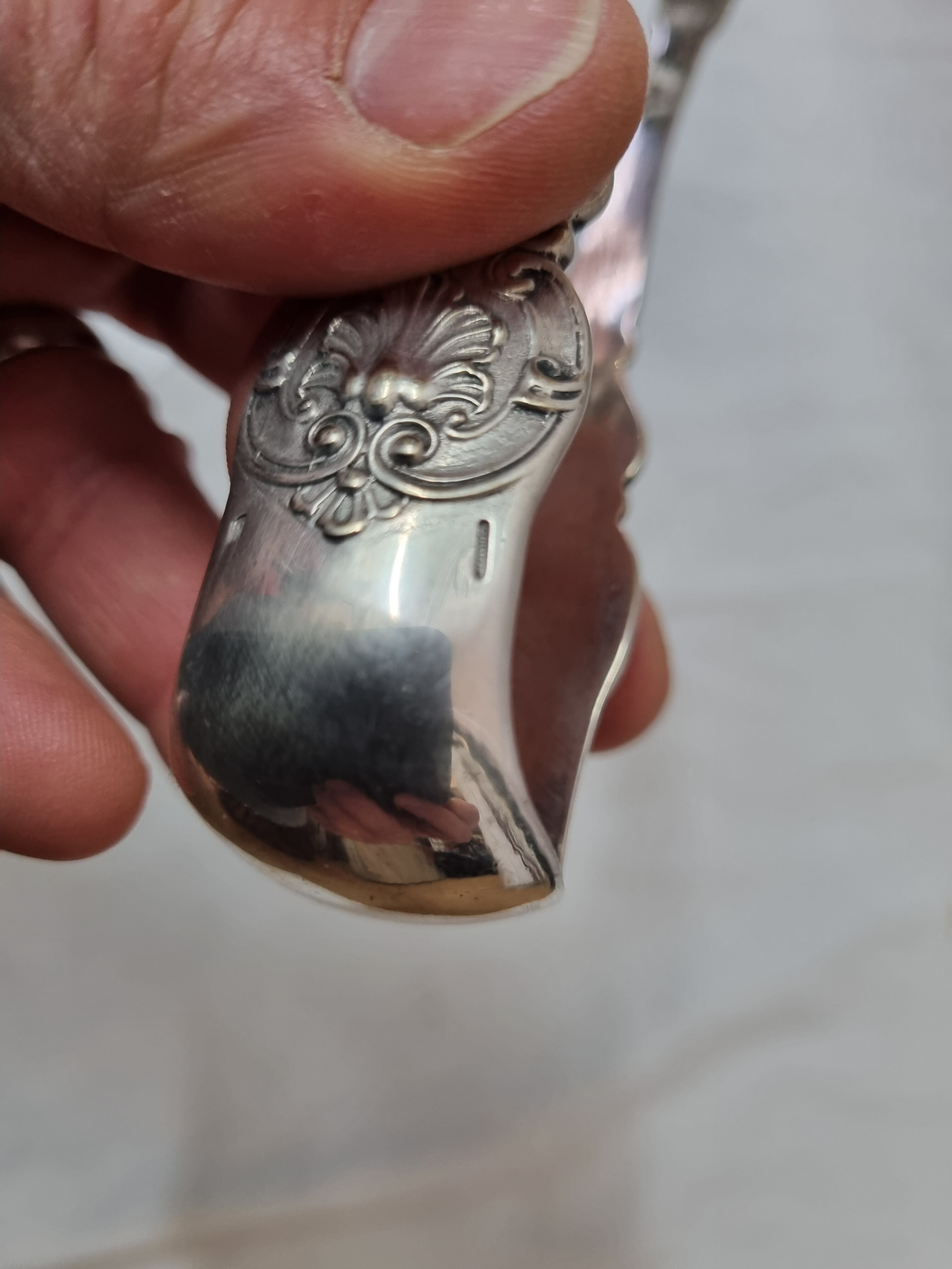 Sugar clamp Christofle lion's feet