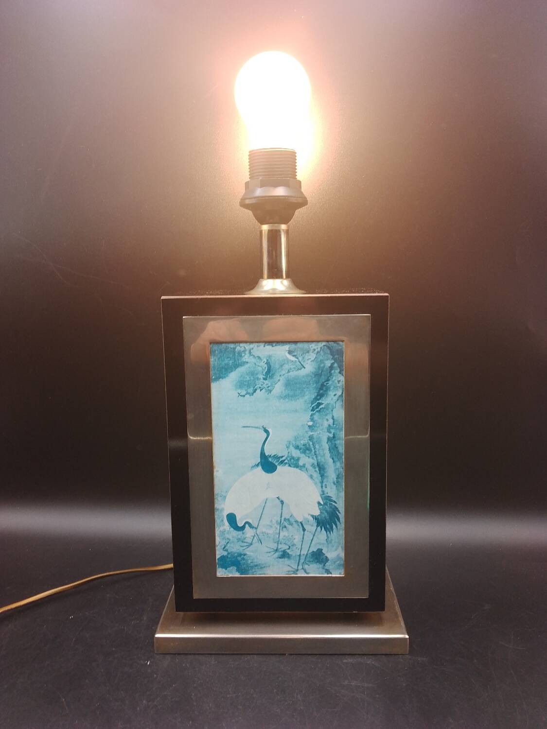 Table lamp the dolphin pagoda 1970 vintage melamine lacquered and brass heron