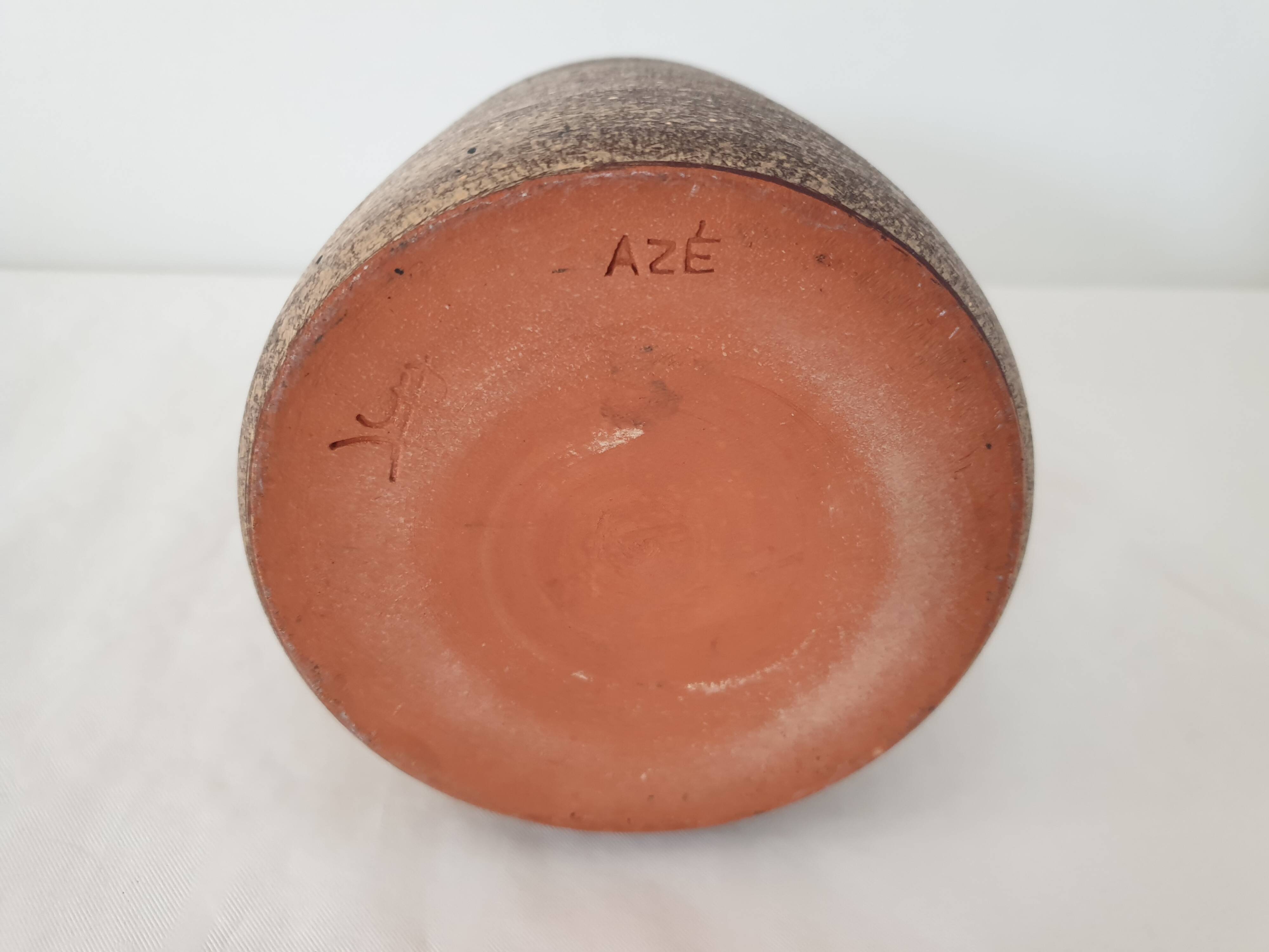 Ceramic vase Signed Azé / JC ? Height 20.5cm