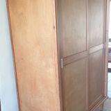 Parisian wardrobe with sliding doors