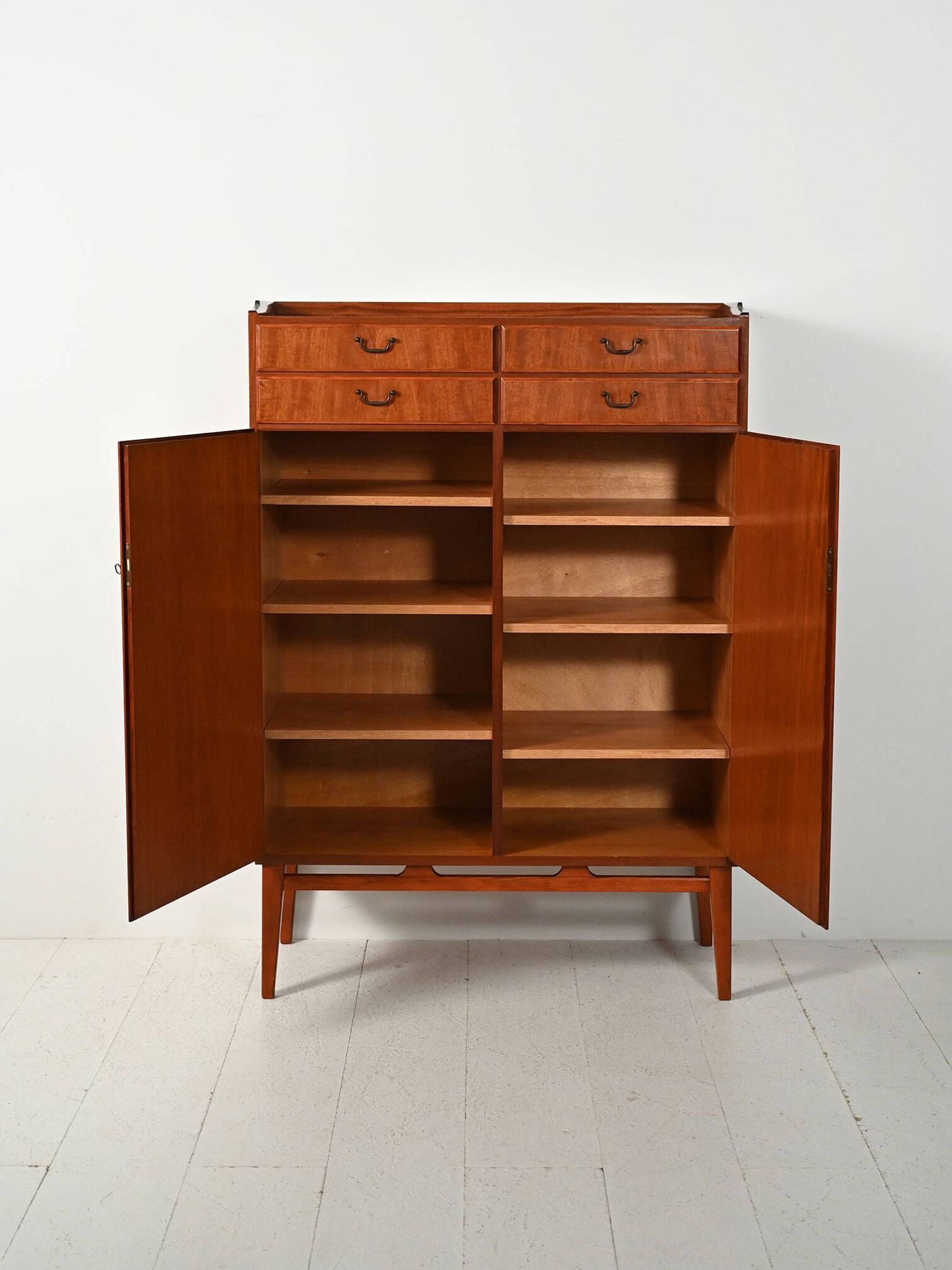 Cabinet en acajou scandinave des années 1950