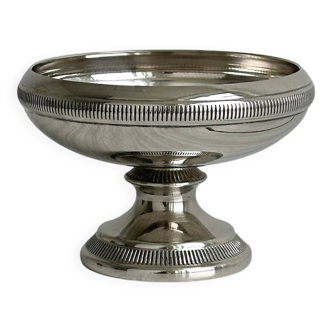 Small silver-plated metal bowl on a stand.