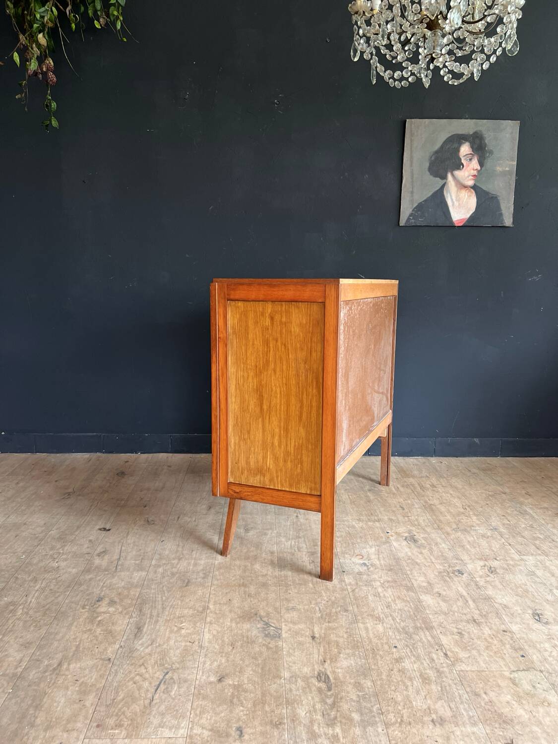 Commode vintage