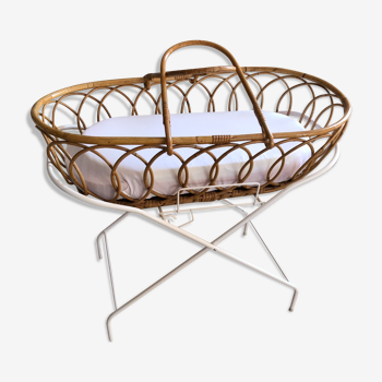 Rattan baby crib