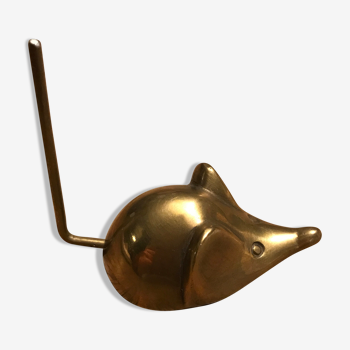 Brass mouse