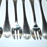 Christofle set of 12 Malmaison Empire oyster forks