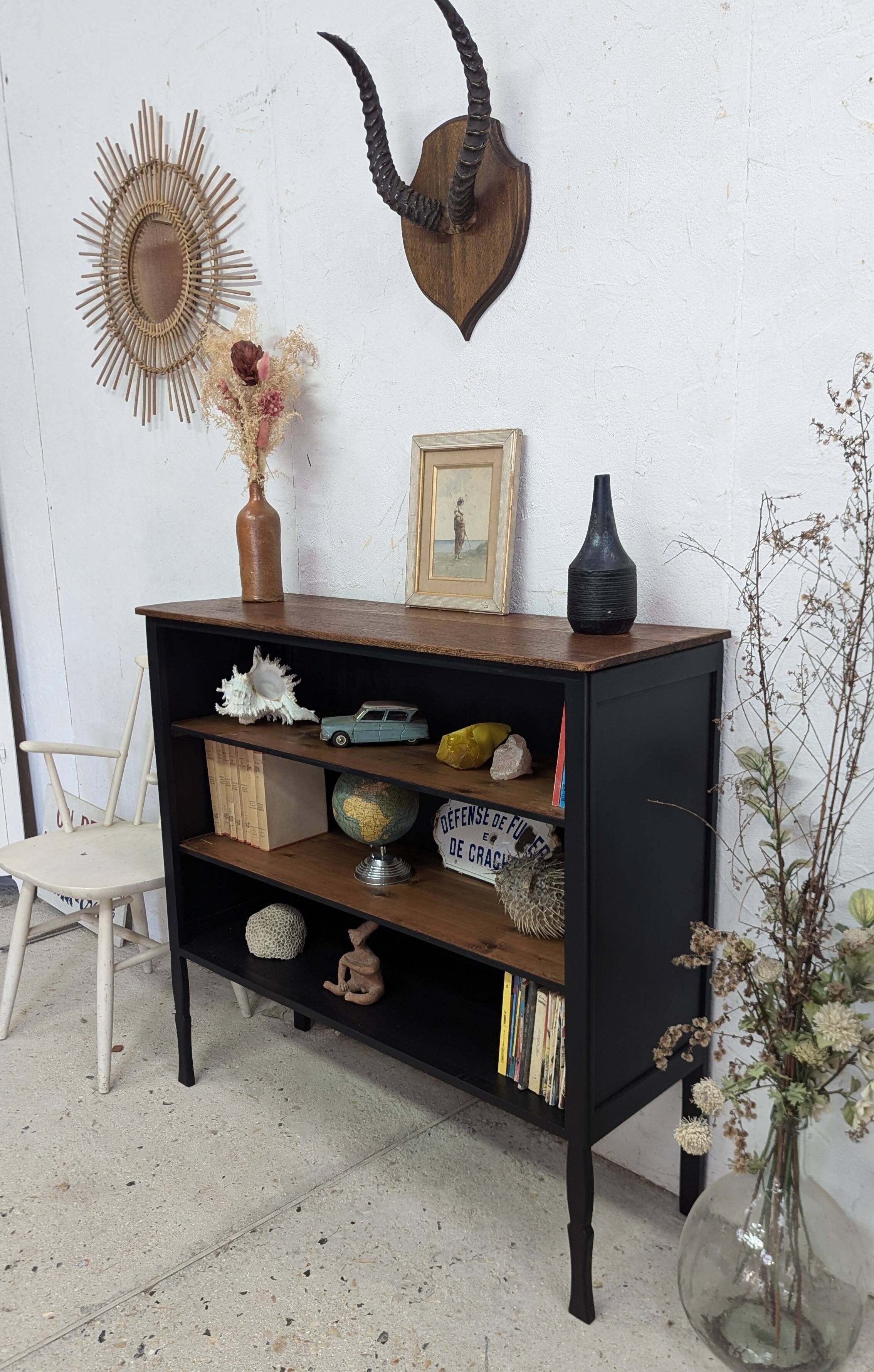 Old library shelf patina old bibus