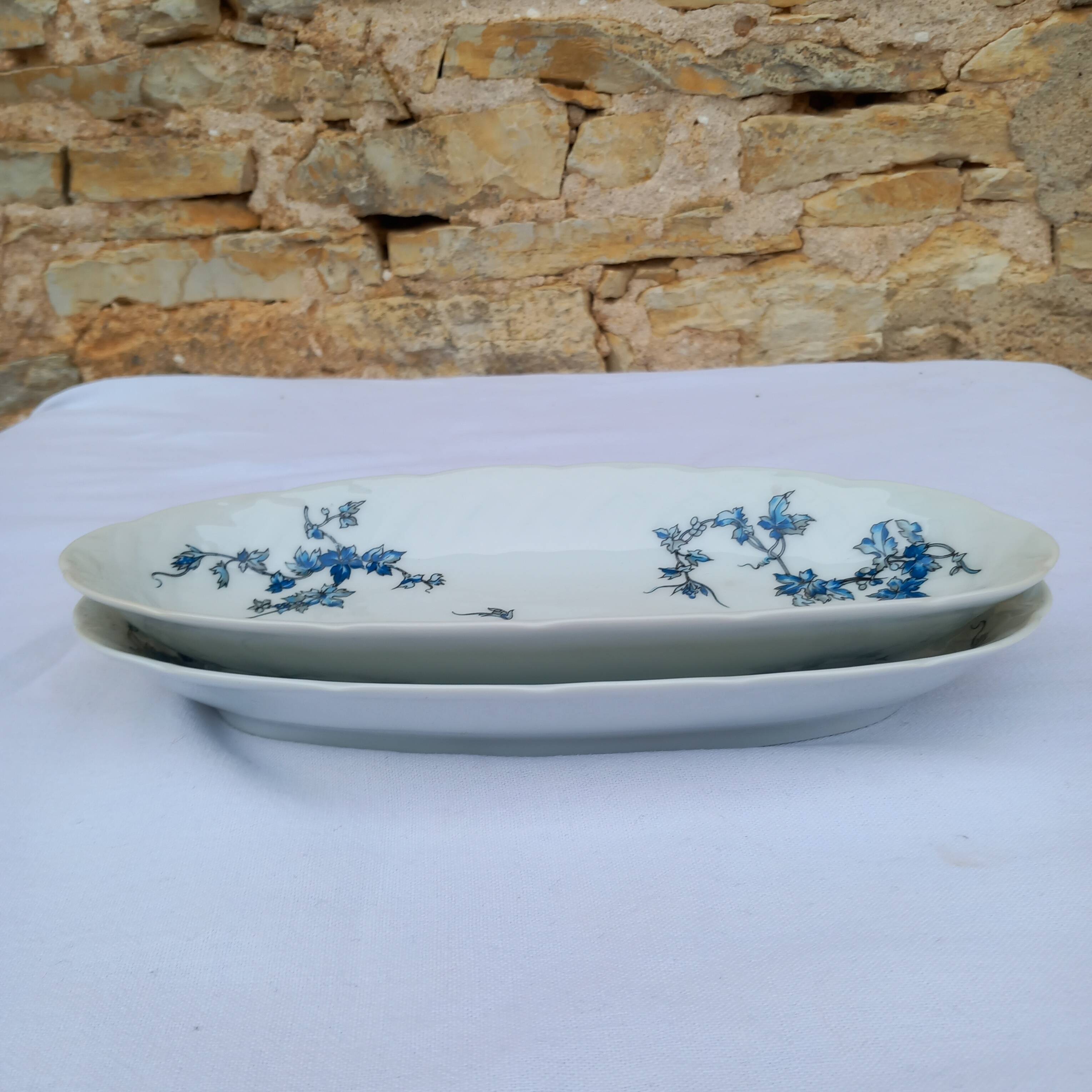 2 Bernardaud porcelain bowls - Saint-Saens model - 1970s