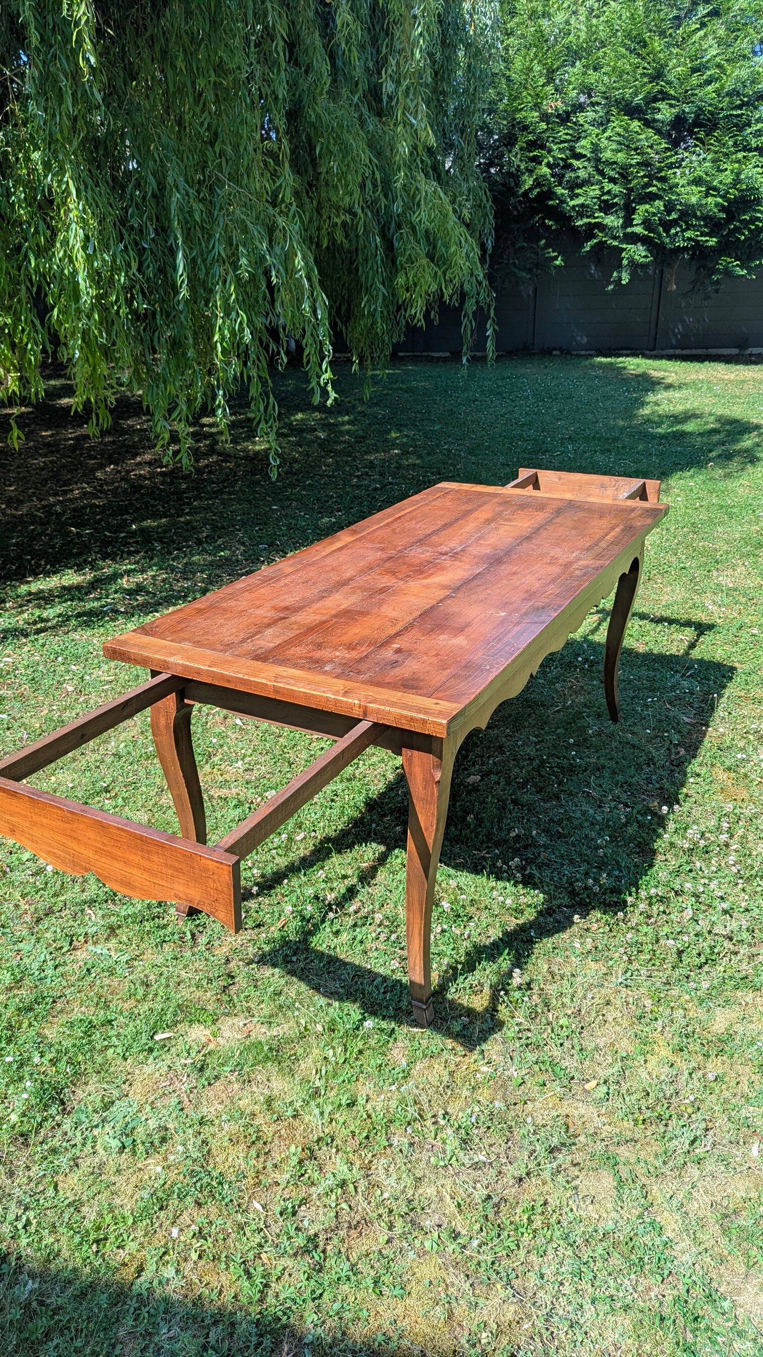 Louis XV style farmhouse table in solid wood - 175 cm
