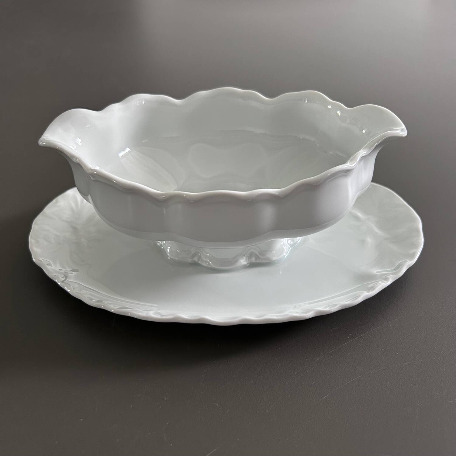 Classic porcelain sauceboat