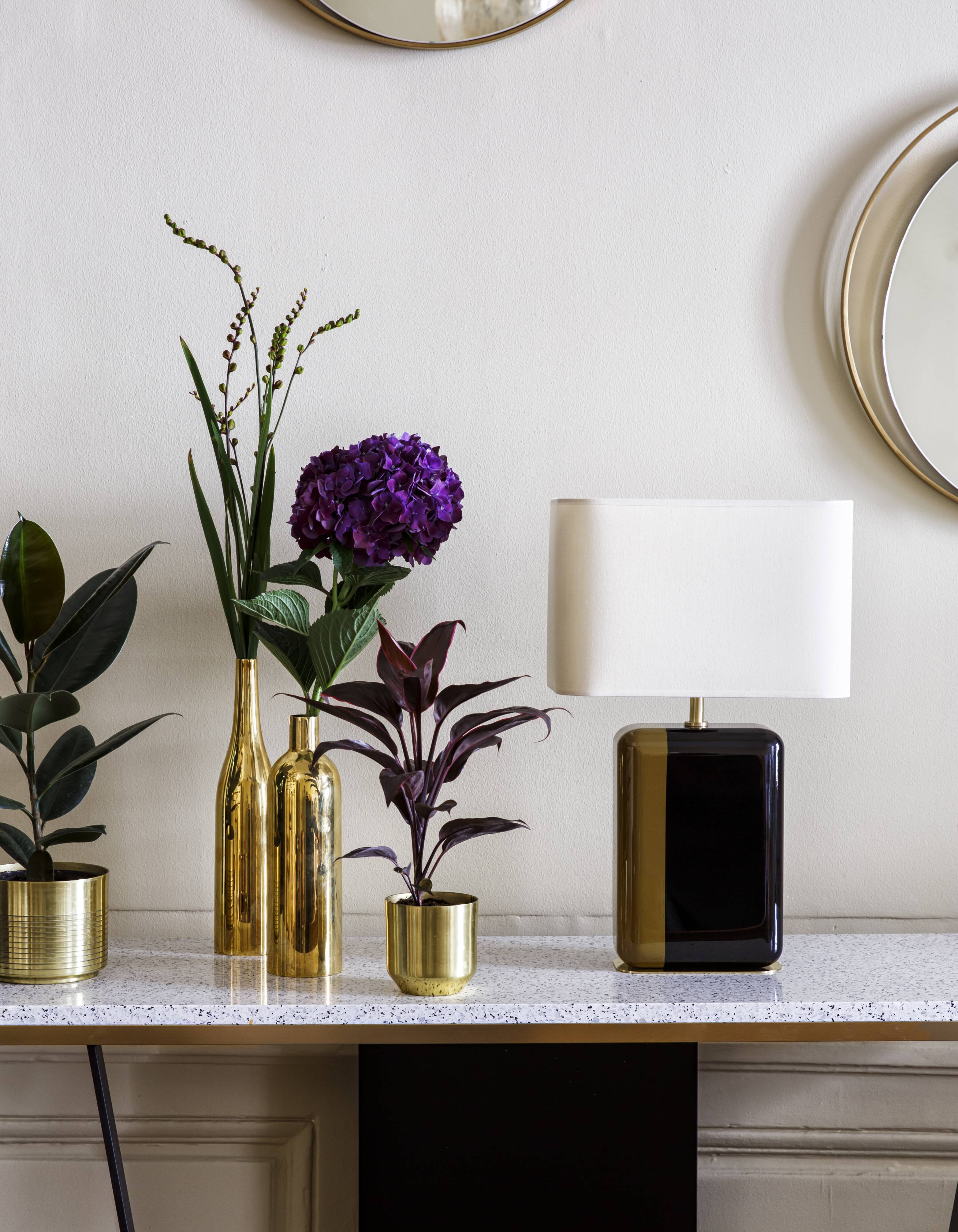 Bourbon lacquer lamp and brass black mustard