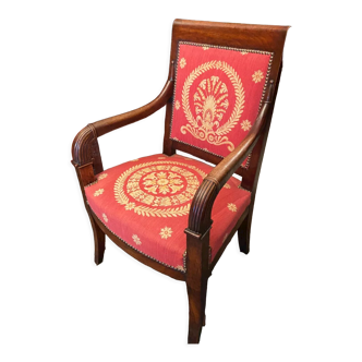 Period armchair Restoration in solid carved mahogany