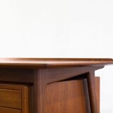 Office designed by Arne Vodder and produced by Vamo Sønderborg, Danemar