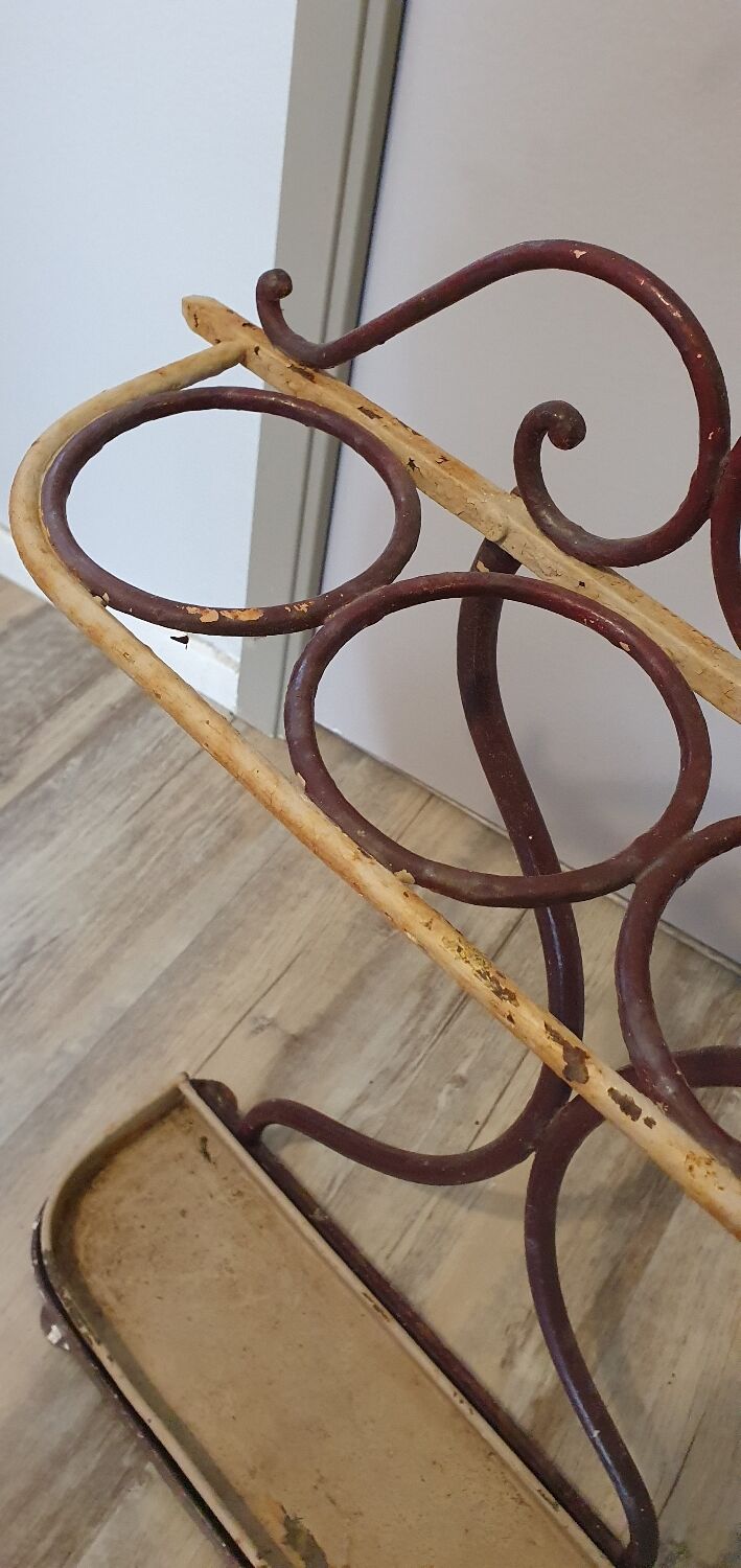 Wrought iron umbrella stand