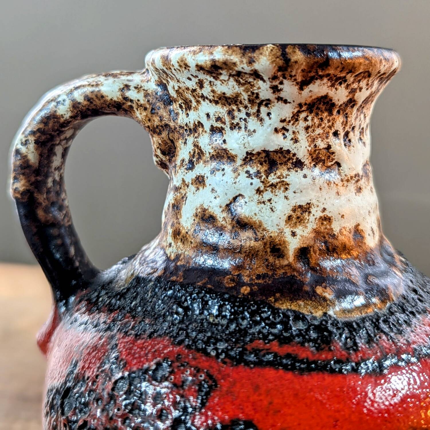 Vase West Germany Bay 631-14, cruche Fat Lava vintage