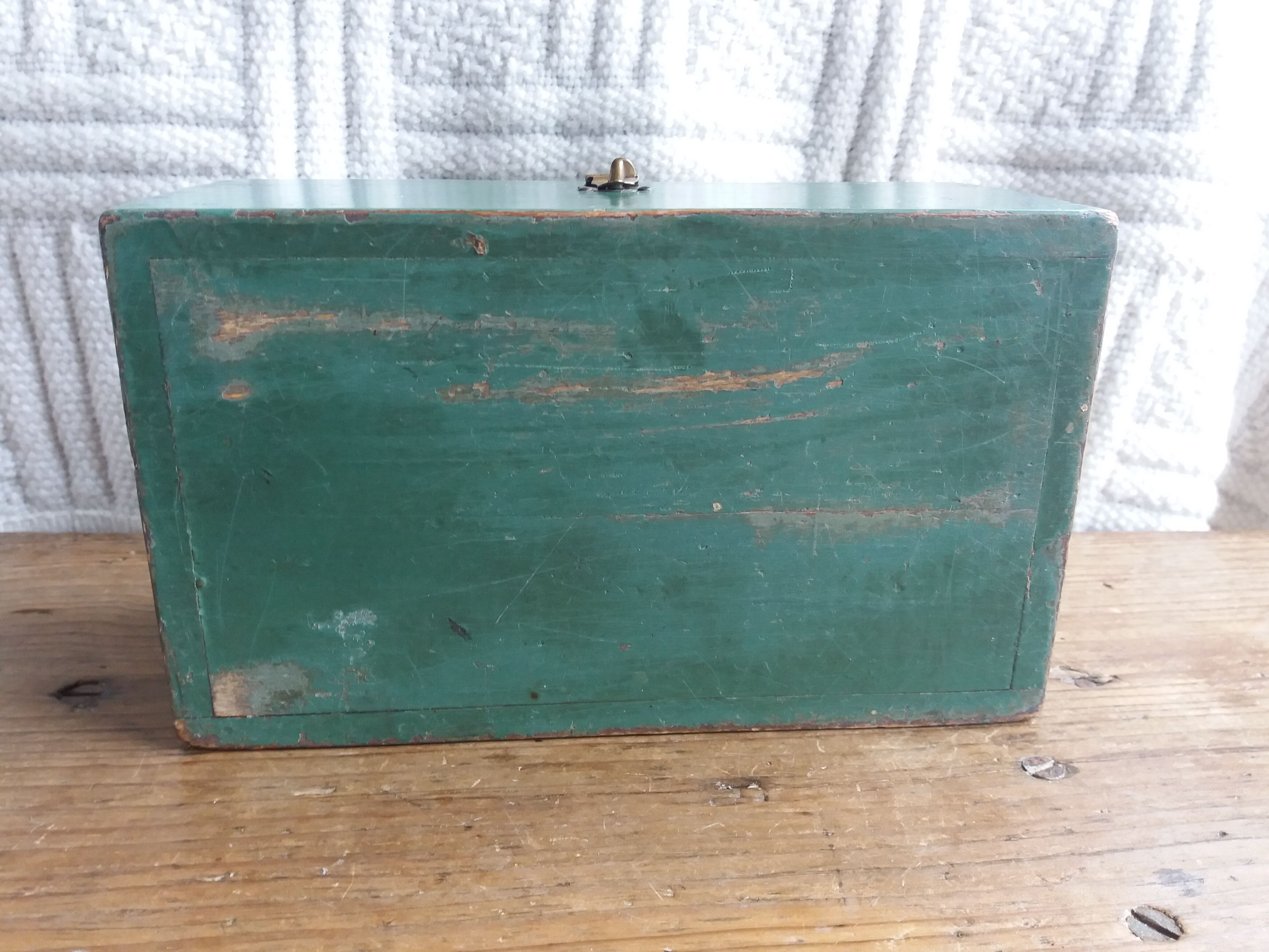 Wooden box