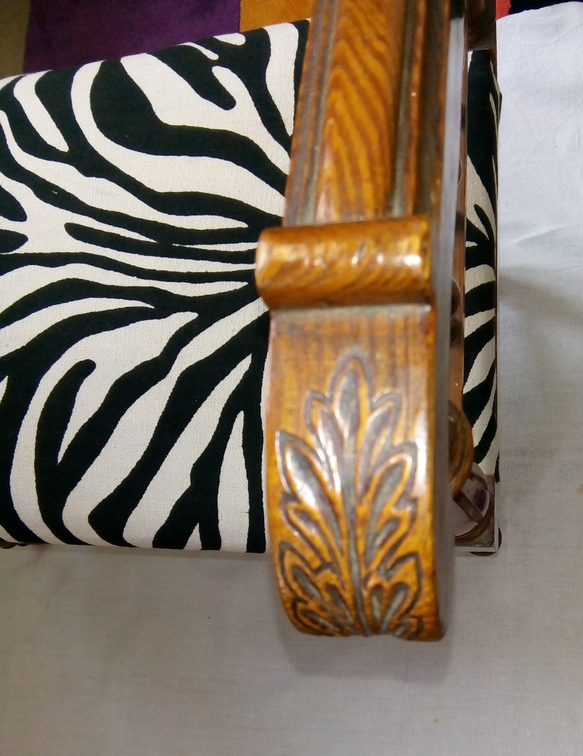 Zebra bench