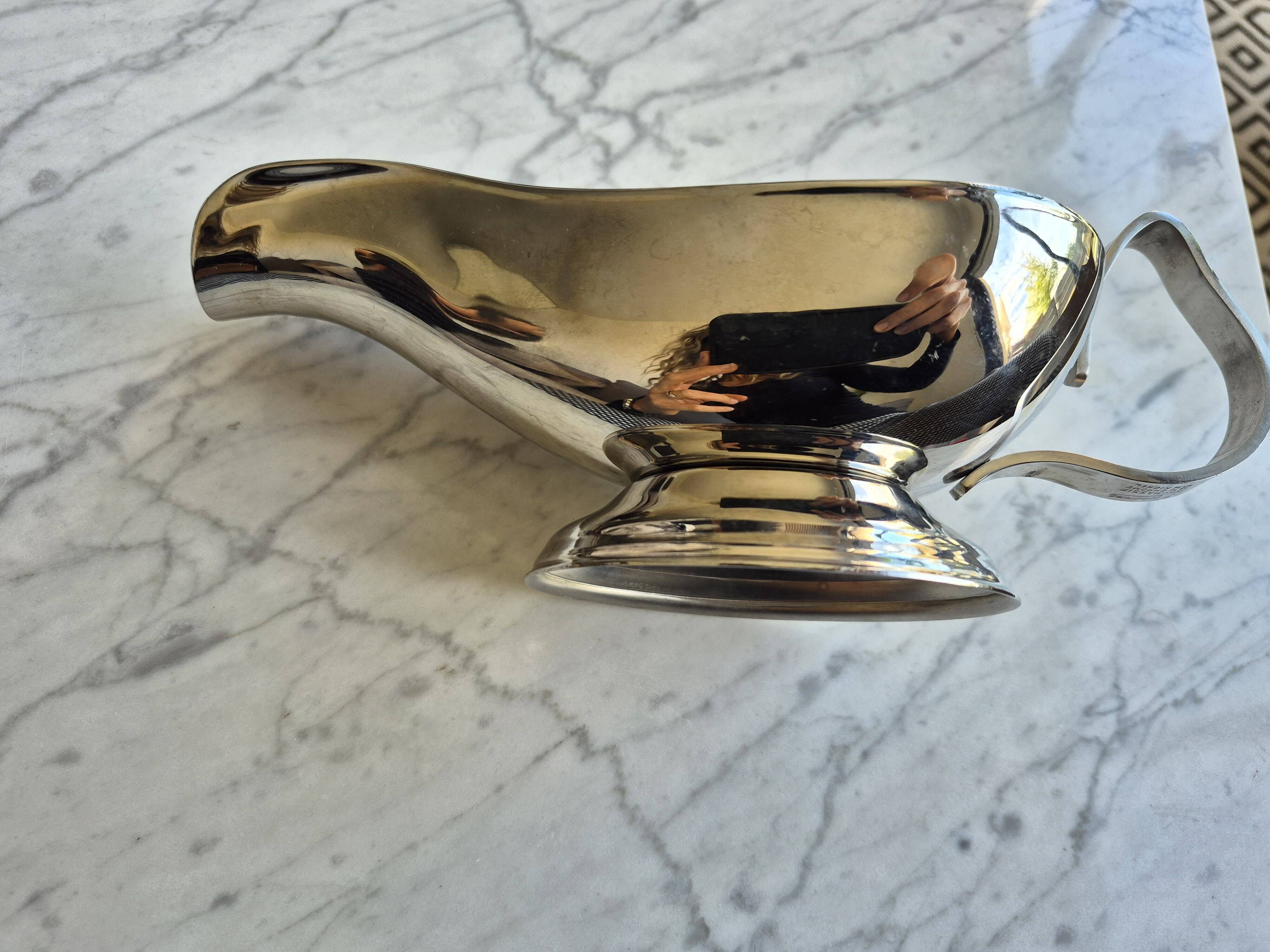 Vintage sauce boat on pedestal Guy Degrenne – 18/10 stainless steel shiny