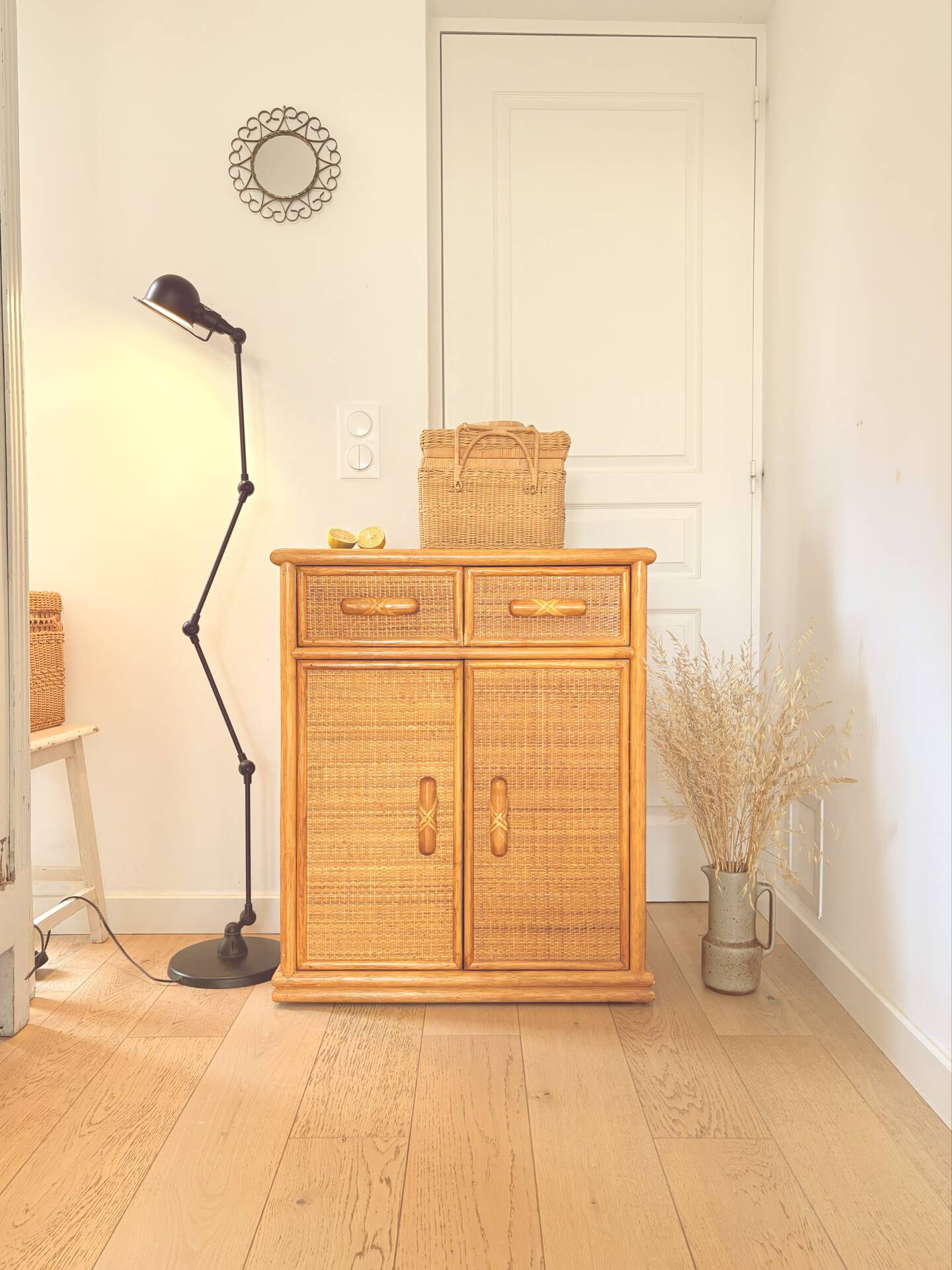 Buffet rotin vintage 