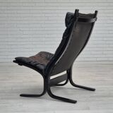 1970’s, Norwegian design, "Siesta" lounge chair by Ingmar Relling, black leather, bentwood.