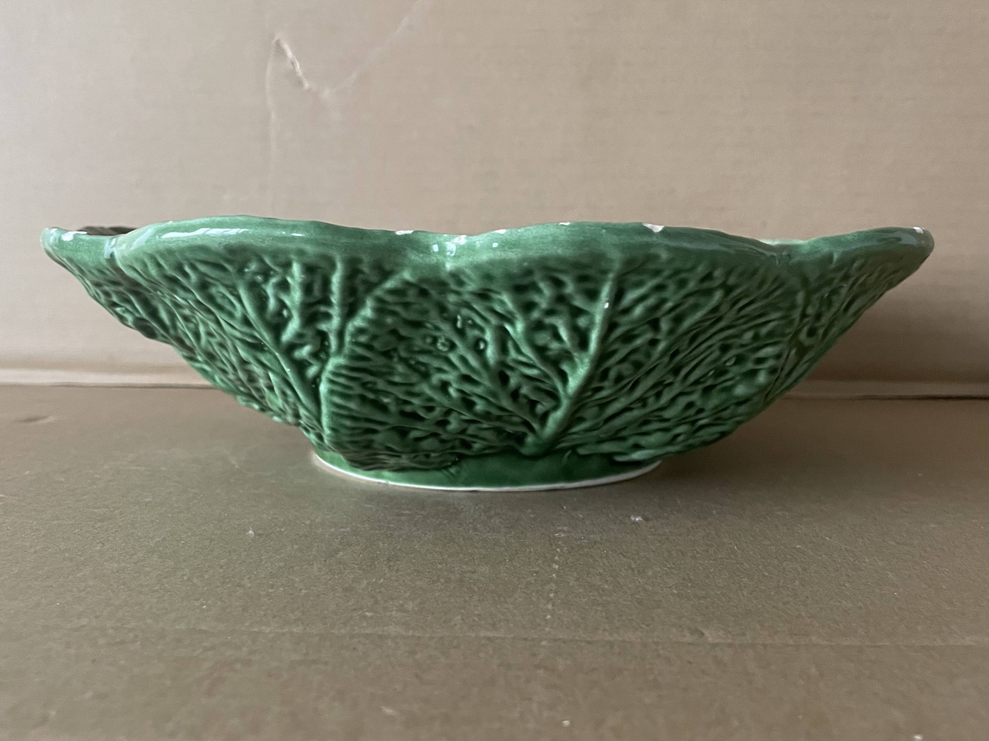 Plat ancien barbotine choux