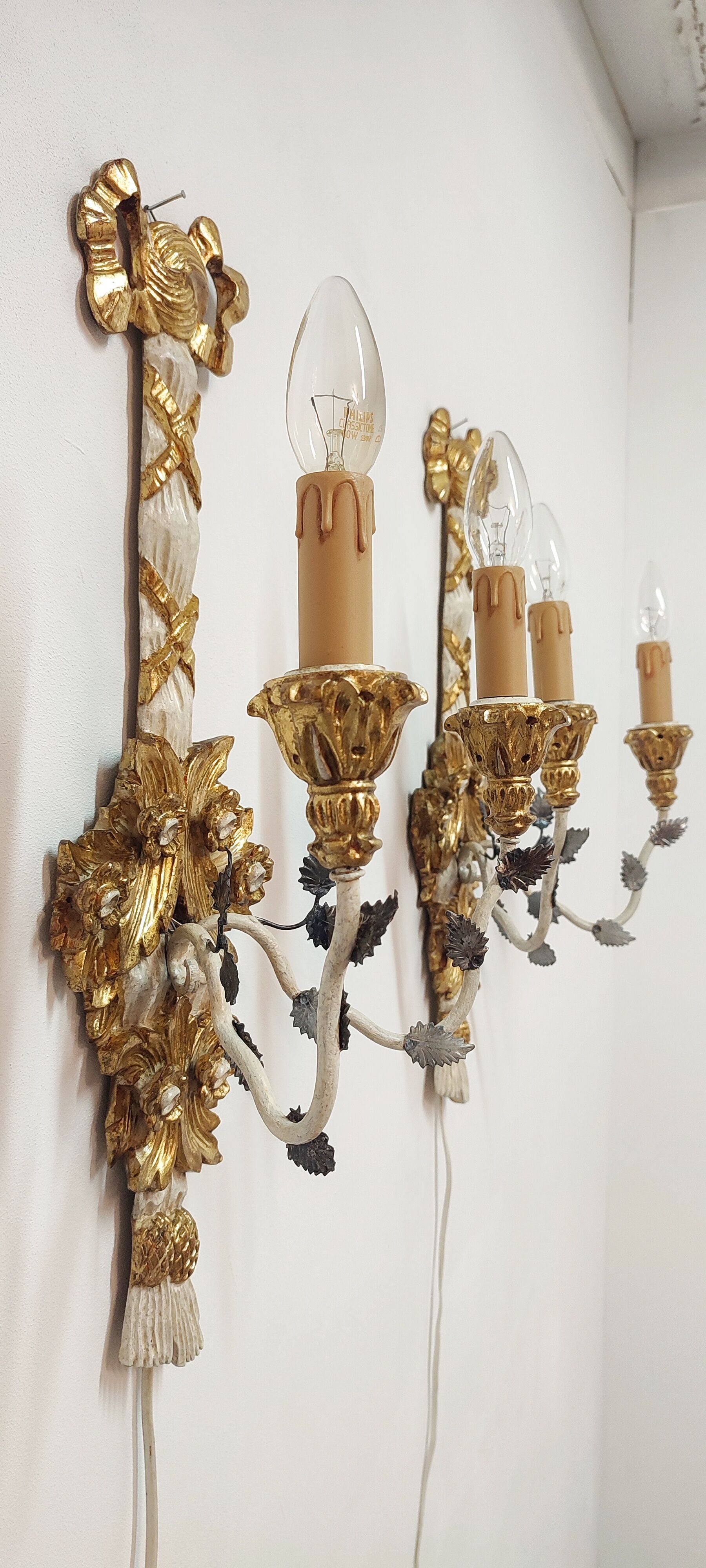 Polychrome beech wood sconces. Spain 1900