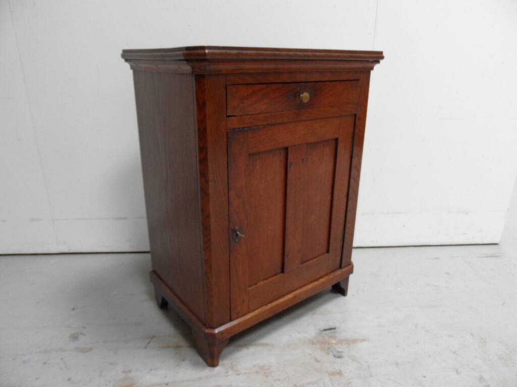 Antique oak one door cabinet