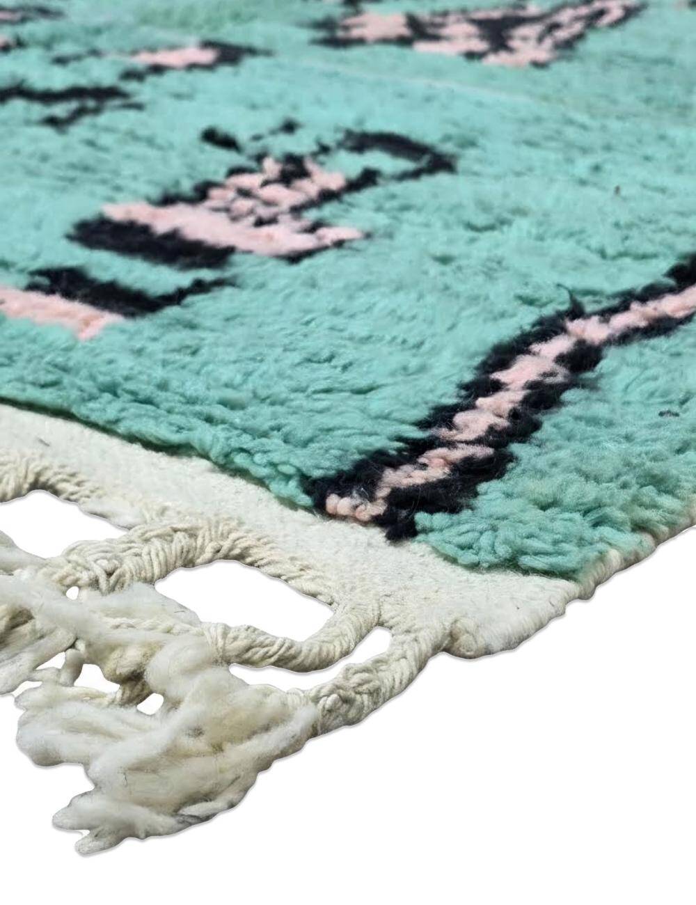 Contemporary mint green rug - 280 x 187 cm