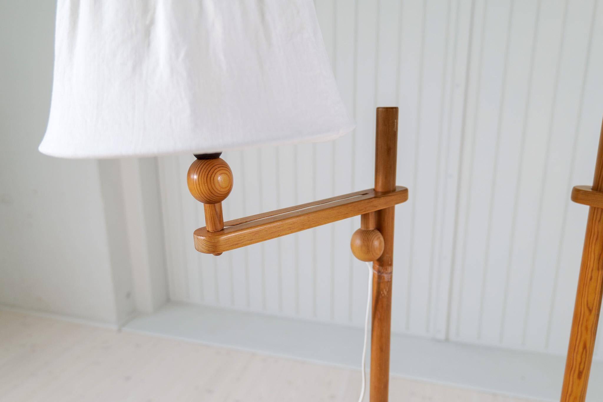 Sculptural modern floor lamps in pine, Yngve Ekström Sweden 1970s