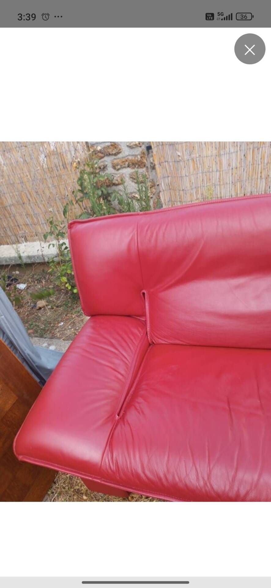 Three-seater sofa from the Italian brand Nicoletti Salotti (1980s).