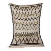 Handmade moroccan berber rug 187 x 117 cm