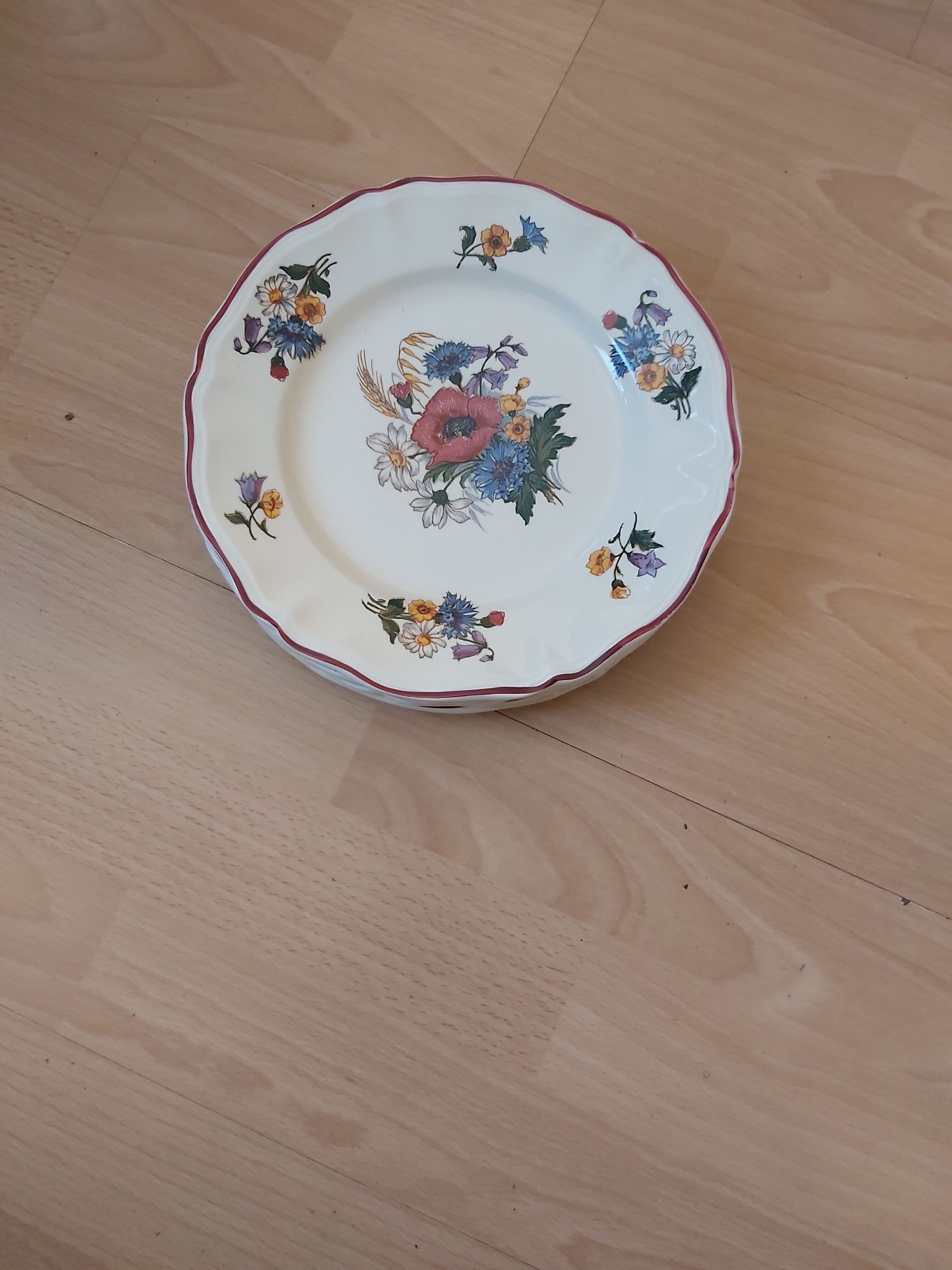 Assiettes alsaciennes creuses Agreste