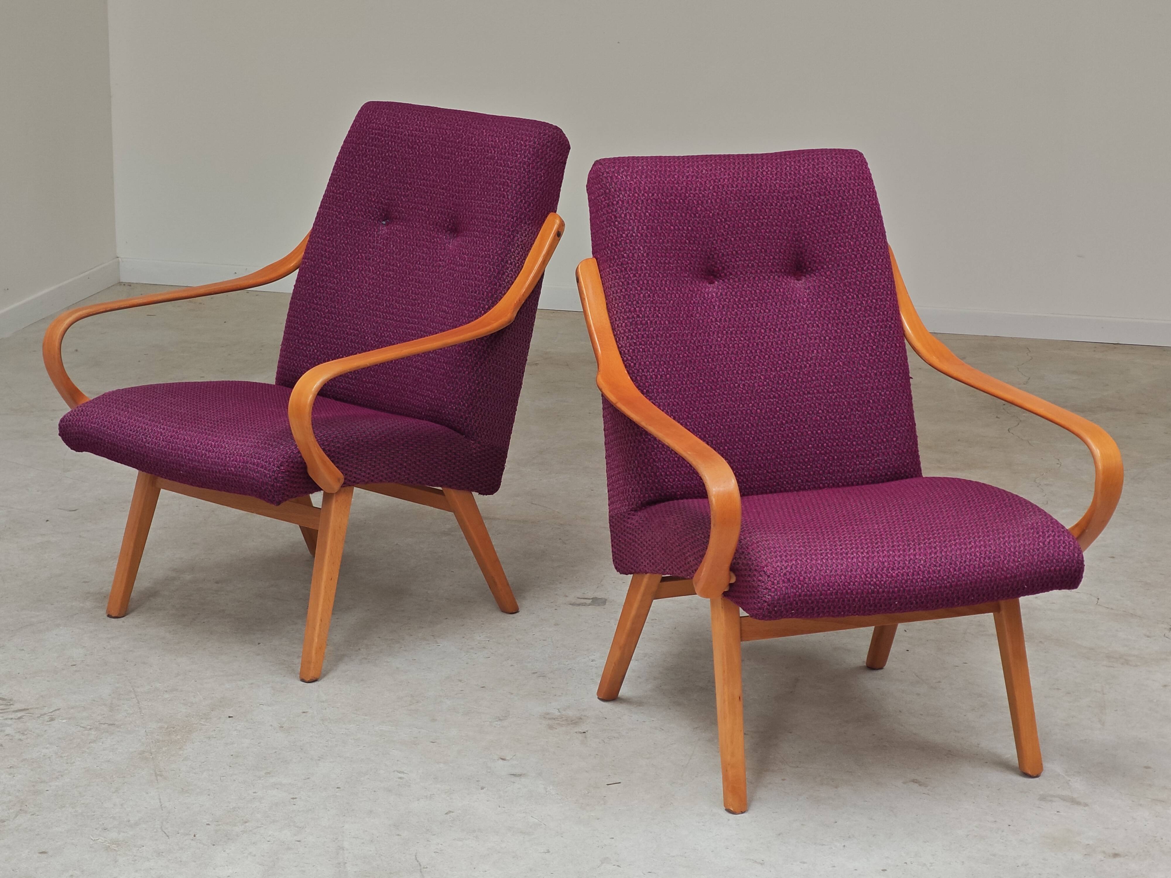 Pair of 6953 purple armchairs by Jaroslav Smidek for TON (Thonet)