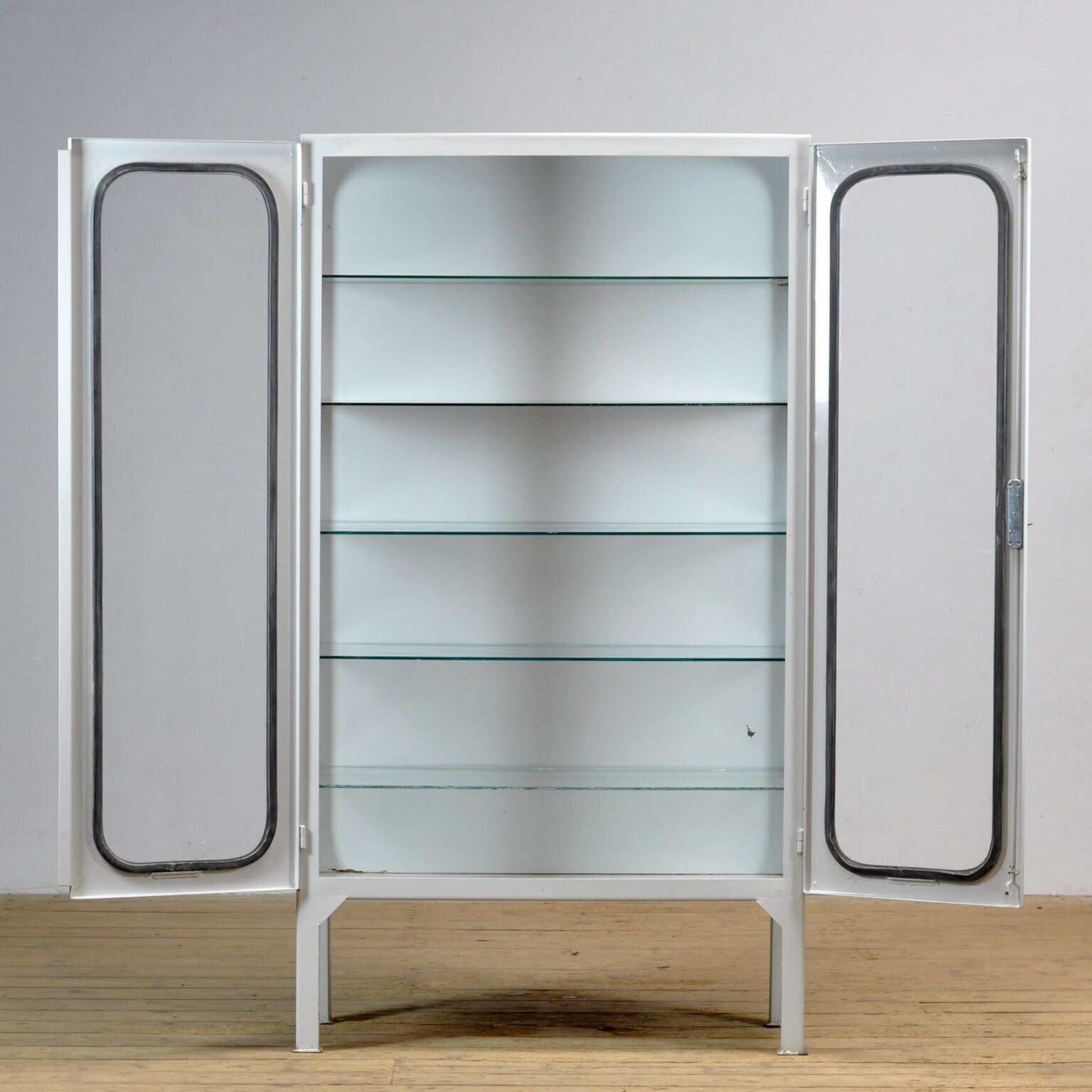 Vintage medical cabinet, 1970s