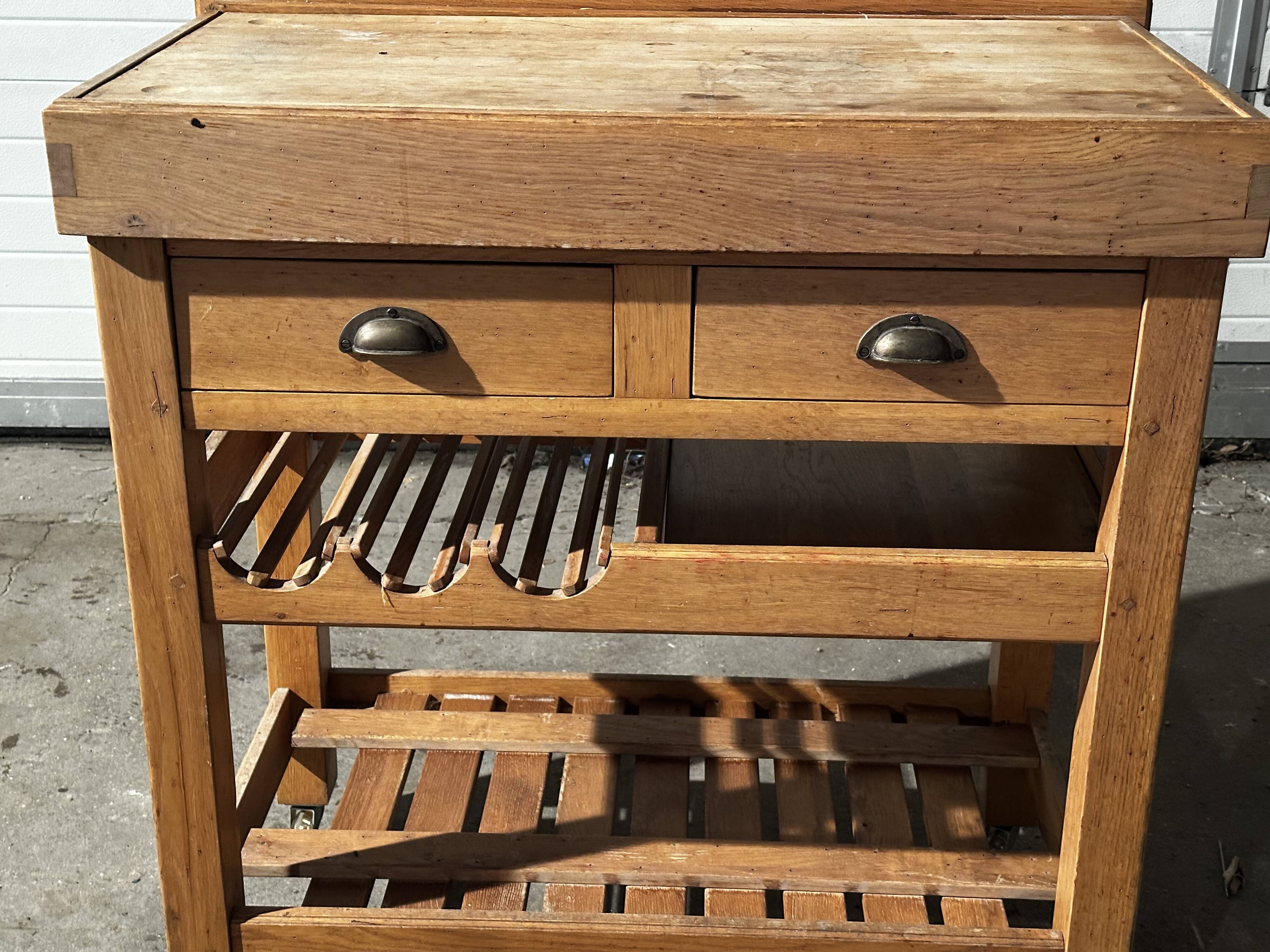 Meuble Billot - ancien meuble de boucher