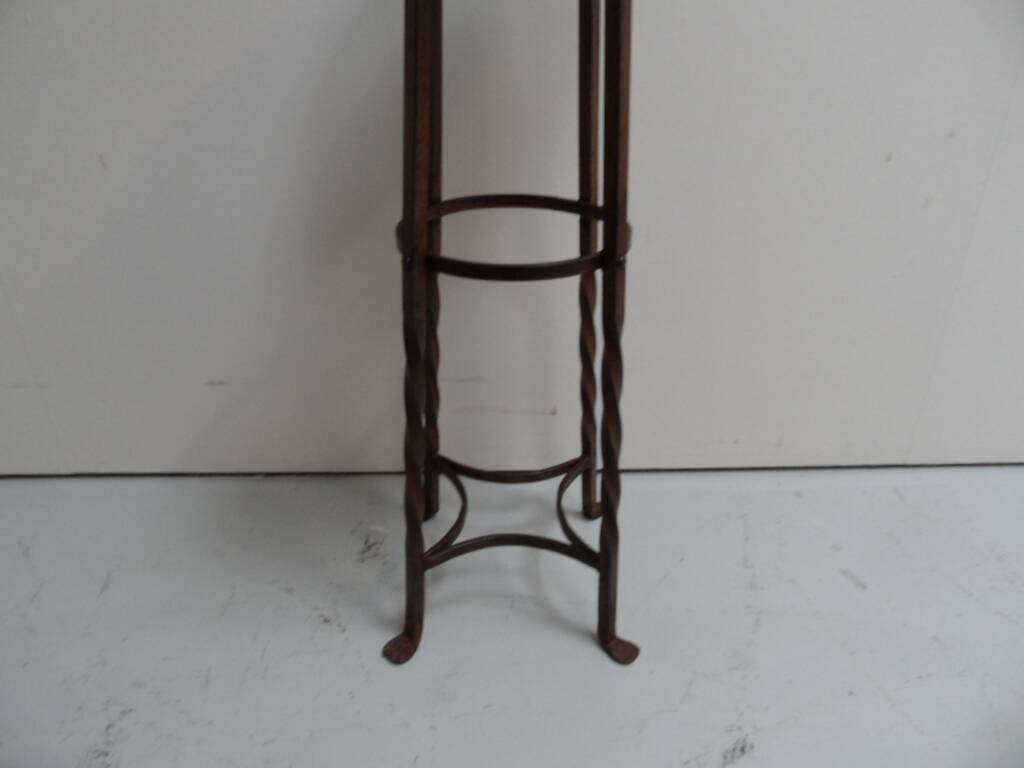 Table d'appoint ronde en métal industriel
