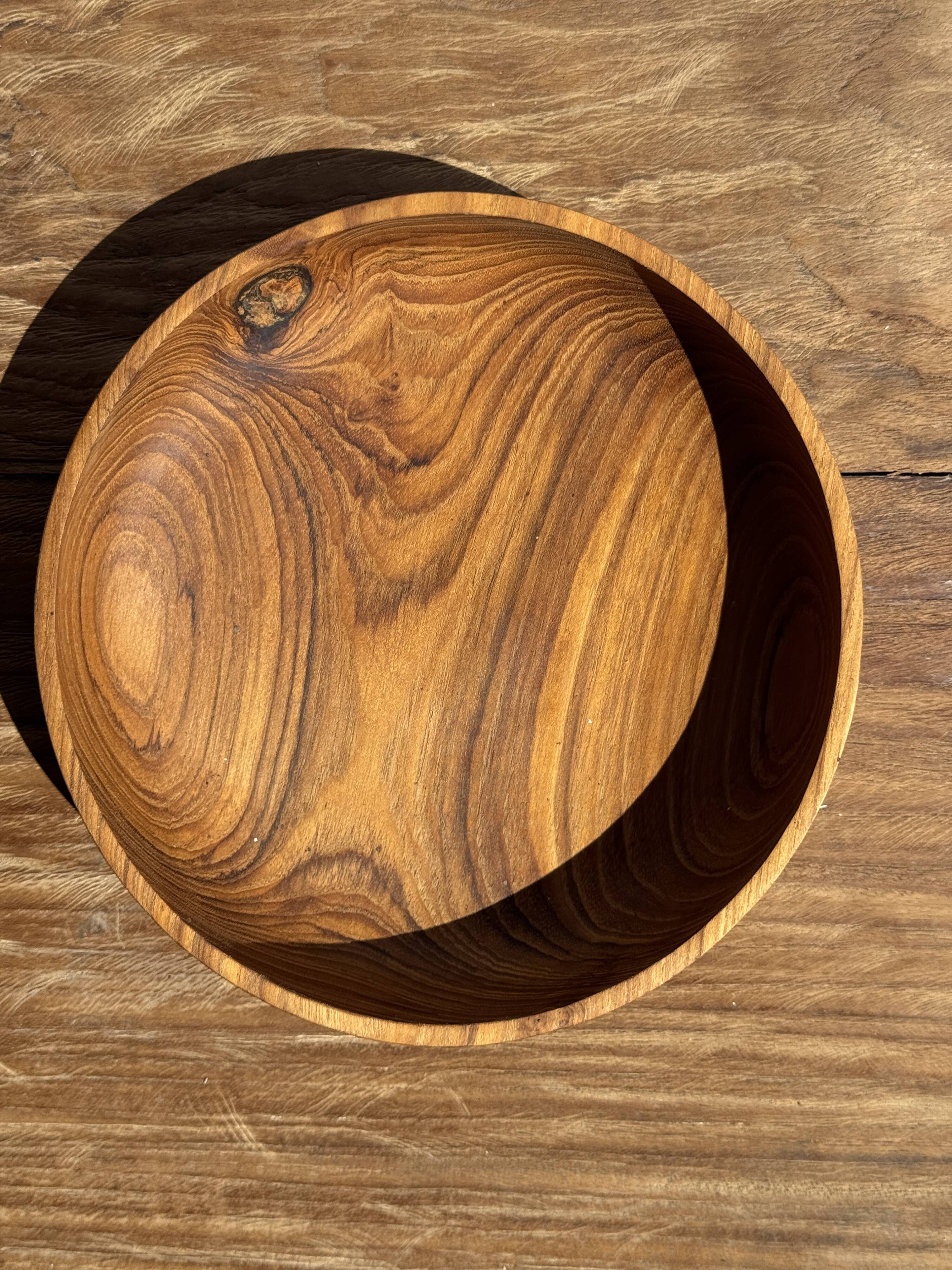 Bowl, cut or presentation plate in monoxyle teak D21 H5