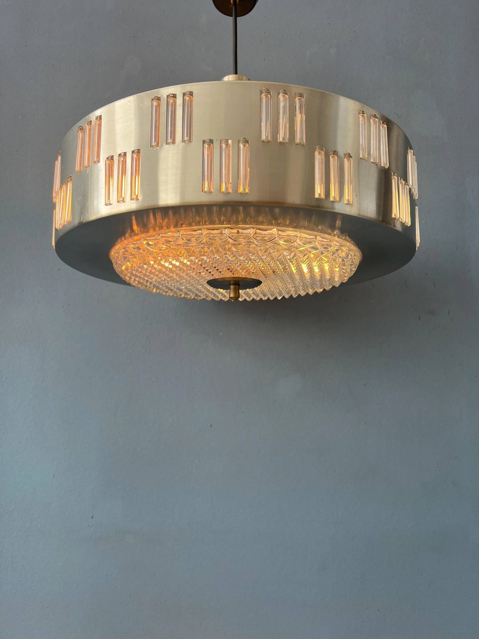 Suspension UFO mid-century en verre cristal