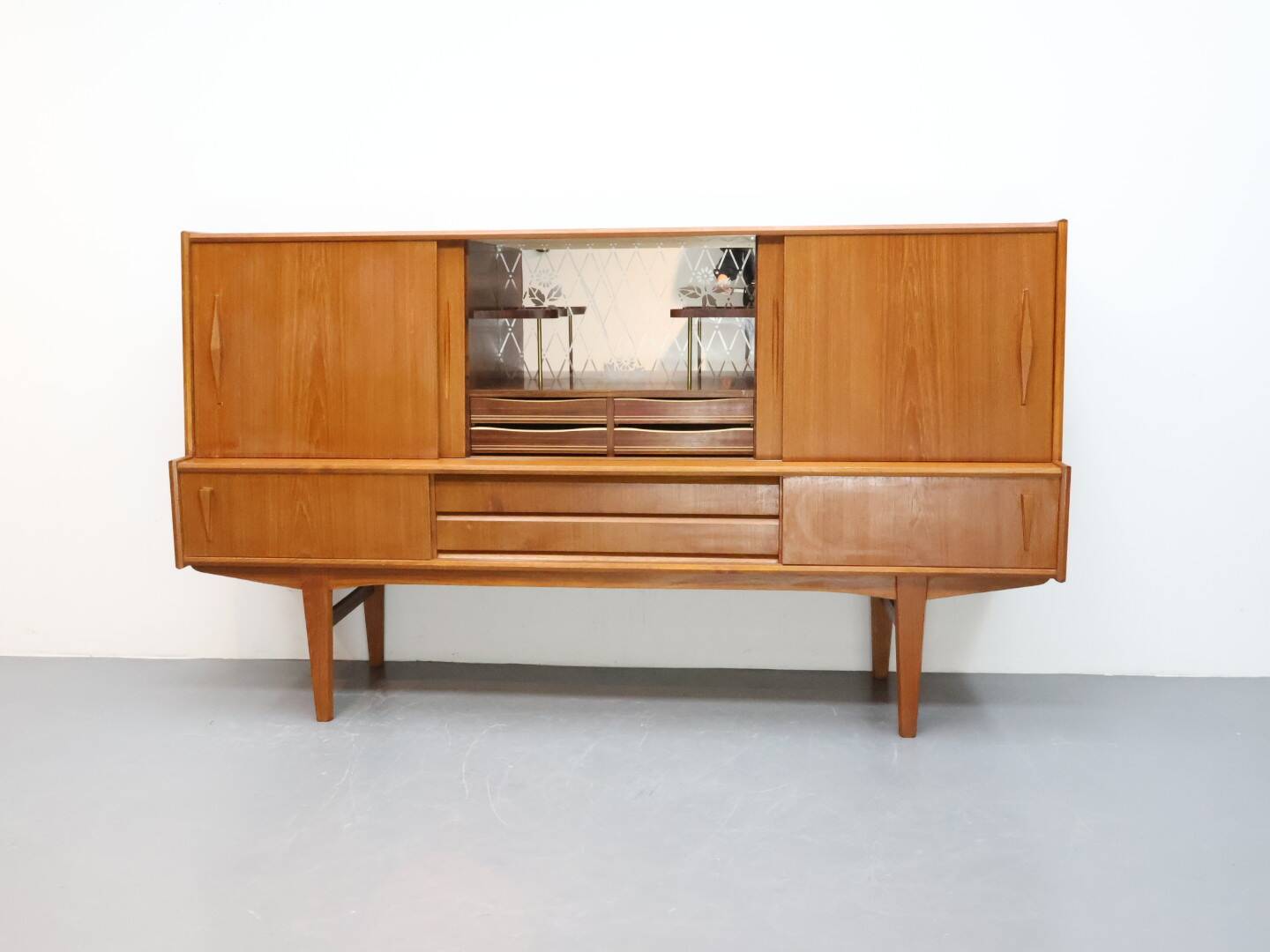 Vintage wandmeubel Deens Teak