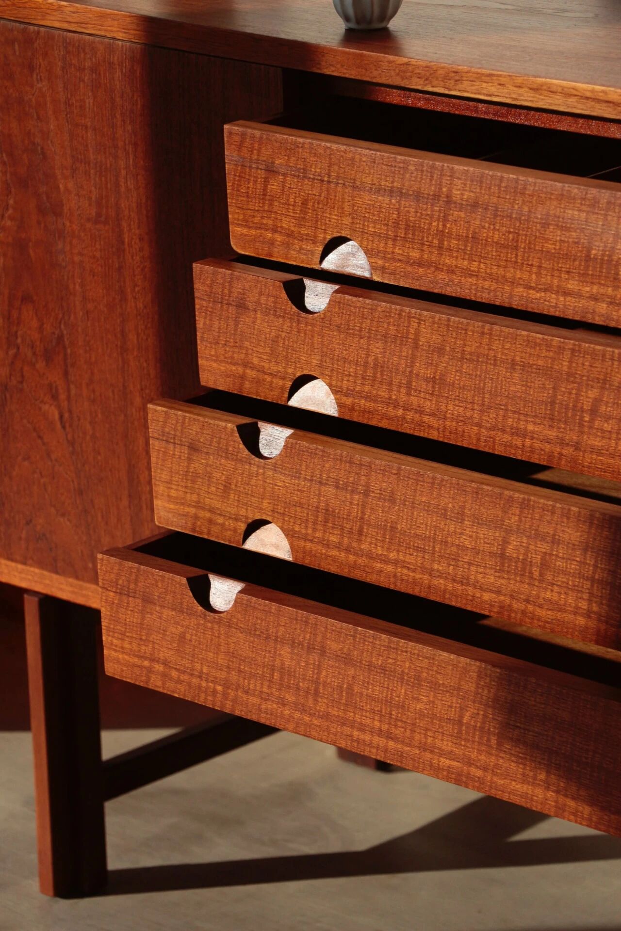 Large Scandinavian teak sideboard – Danish design – 1960s