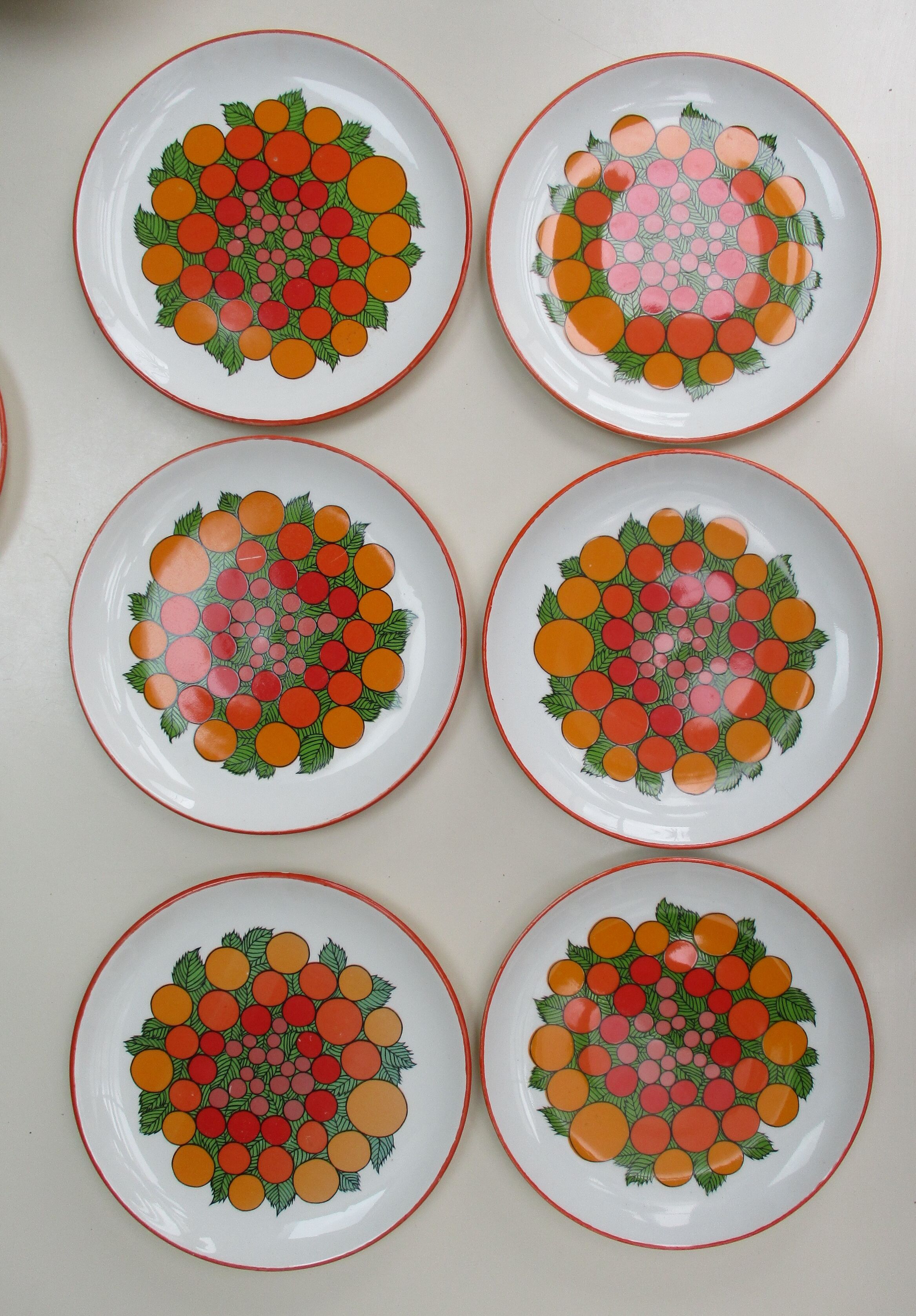 Gien ceramic "desserts" service - fruit, cake, cream